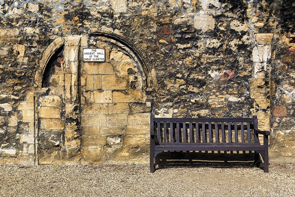 Facade with bench