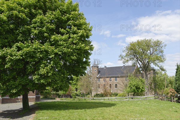 Duerboslar Castle