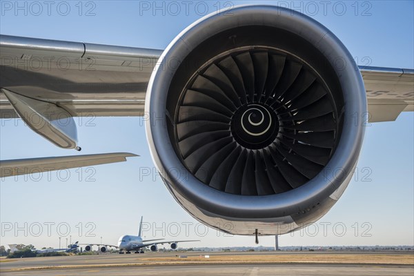 Jet engine