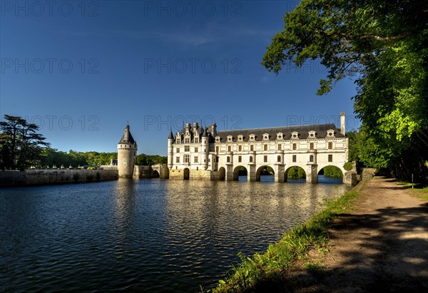 Chenonceau castle spanning the River Cher