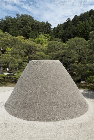 Kogetsudai sand pile at Ginkaku-ji