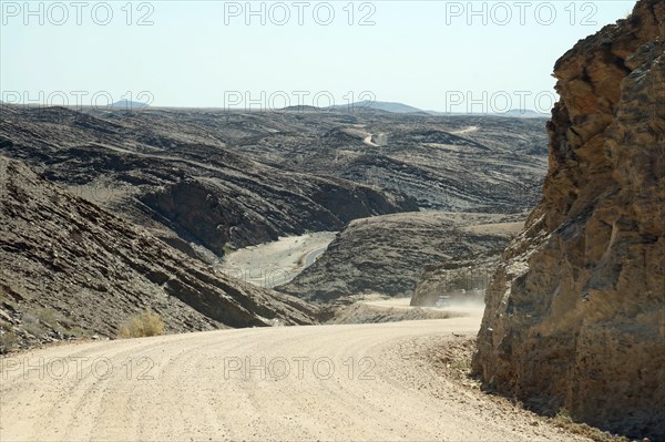 Road C14 and landscape at Kuiseb Pass