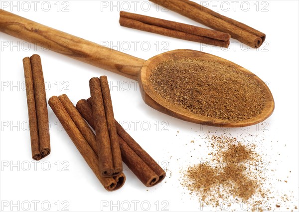 CINNAMON BARK AND POWDER