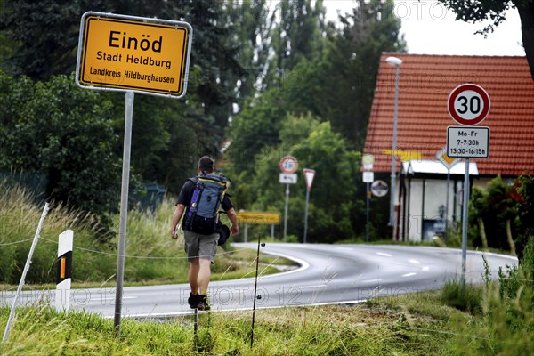 Einoed town sign