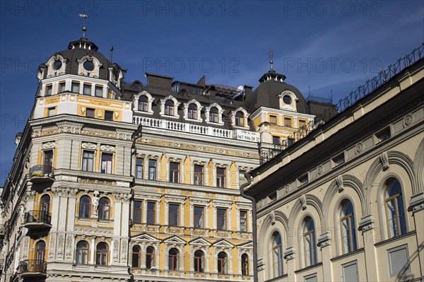 Residential building next to Taras Shevchenko Opera House