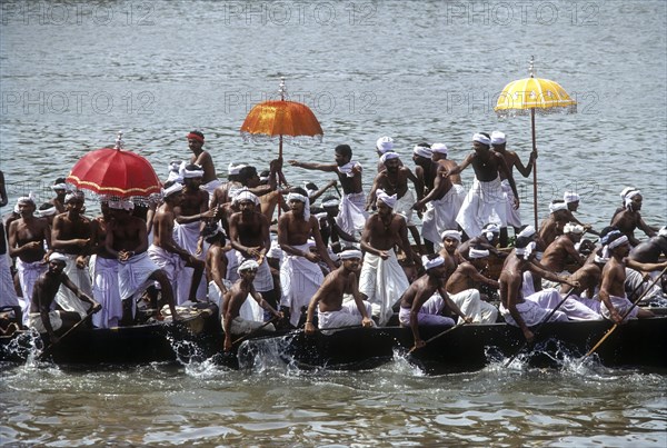 Vanji pattu singers Aranmula Vallamkali festival Snake Boat Race