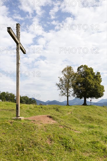 Summit cross