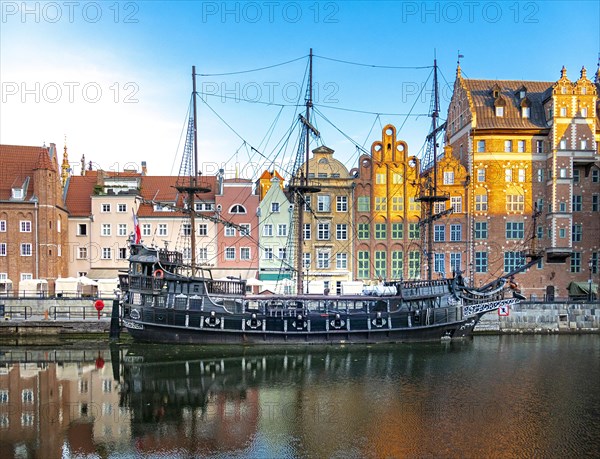 Galley for tourist tours in the Old Town