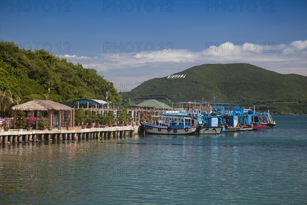 Ho Ca Tri Nguyen Island