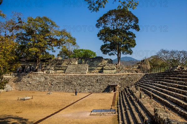 East Plaza with Structure 22