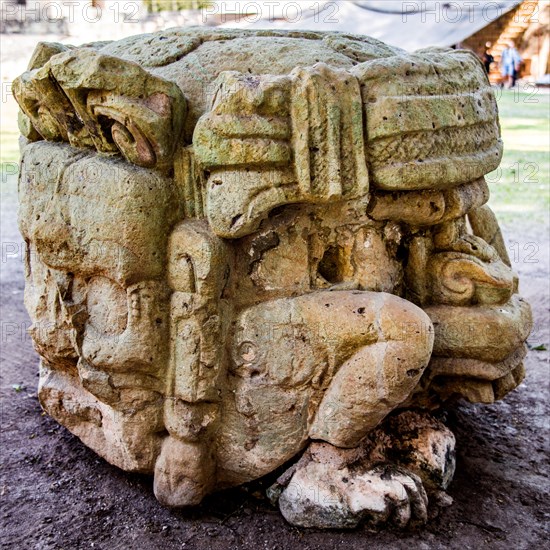 Zoomorphic altar to Stele N