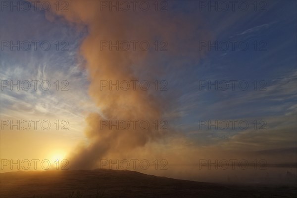 Geyser Stori at sunrise