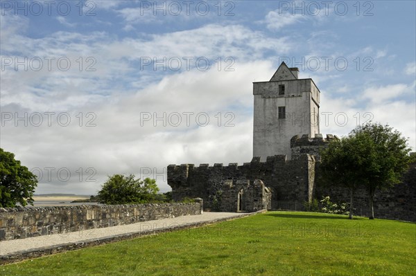 Doe Castle