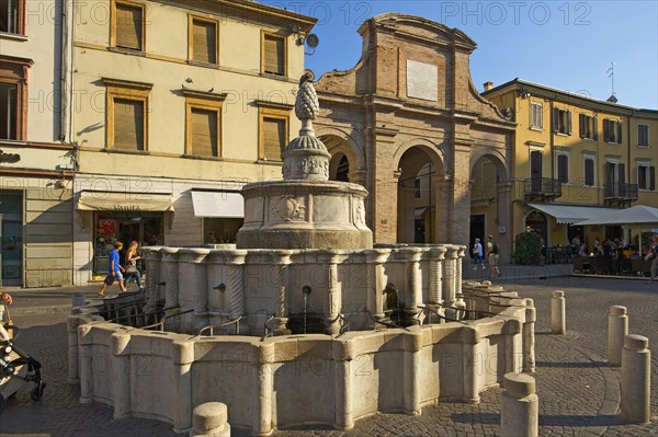 Piazza Cavour