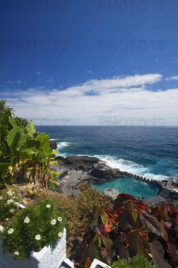 Charco Azul natural swimming pool in San Andres