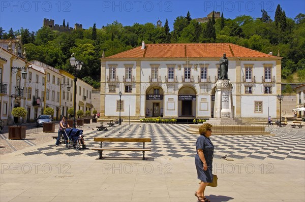 Town Hall in praca da Reublica and Templar Castle of Christ in the background