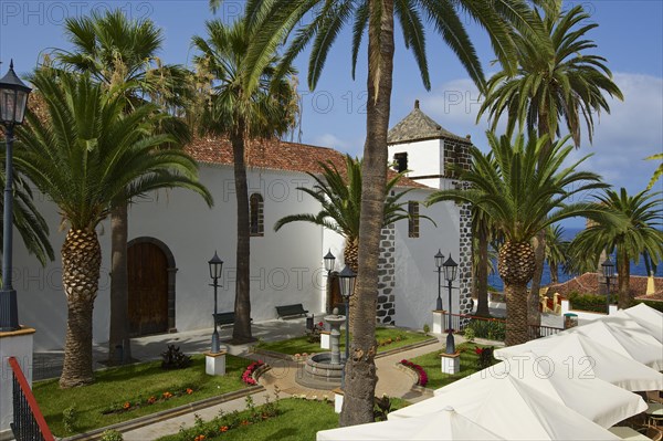 Chapel by the sea near San Andres