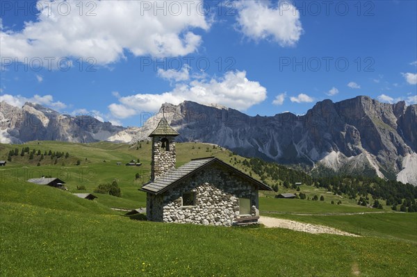 Church on the Seceda