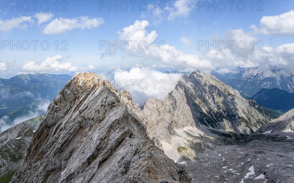 View over the Wetterstein ridge