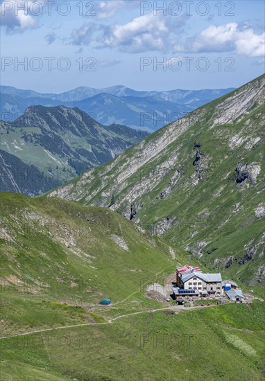 Kemptner Hut