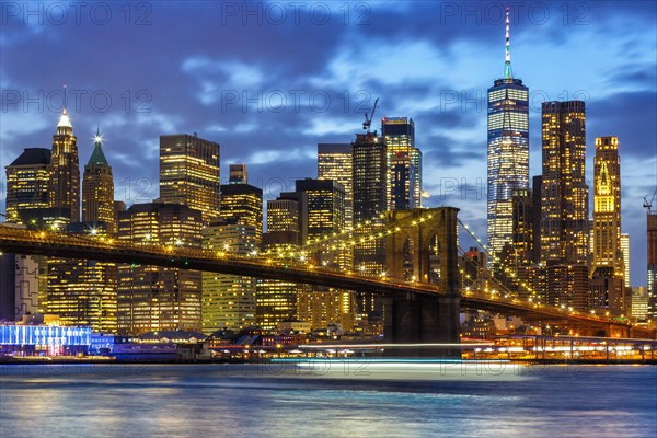 New York City Skyline Night City Manhattan Brooklyn Bridge World Trade Center WTC in New York