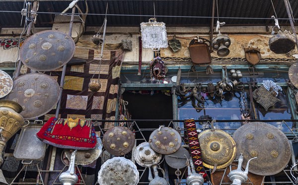 Extravagand souvenirs for sale in Chicken street