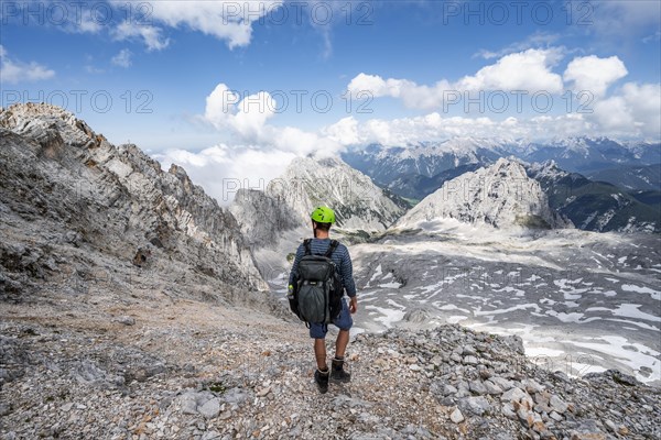 Hikers on the Hermann von Barth trail