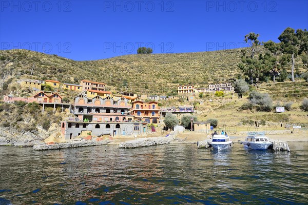 Tourist establishments and accommodation at the port