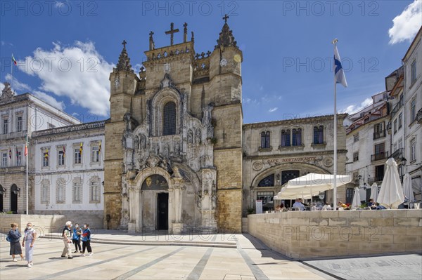 Santa Cruz Monastery