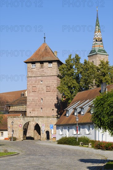 Lower Gate and Liebfrauen Minster