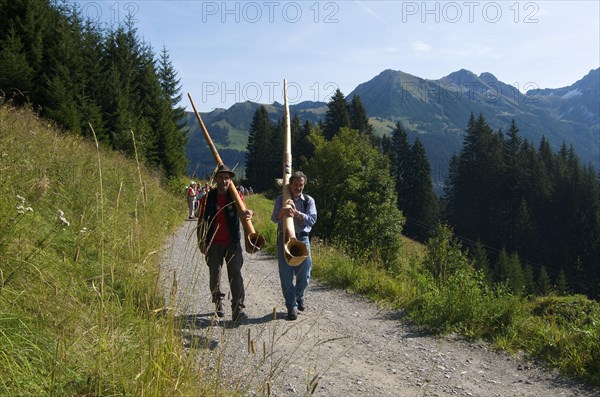 Alphorn hike on the Sonnalp