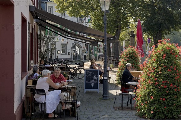 People in the old town