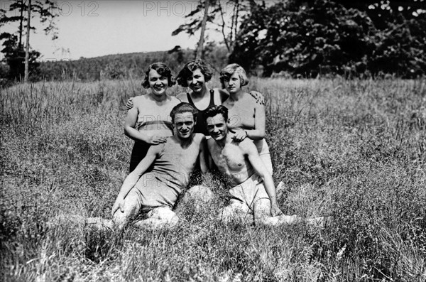 Bathing group at the Lake Ammer