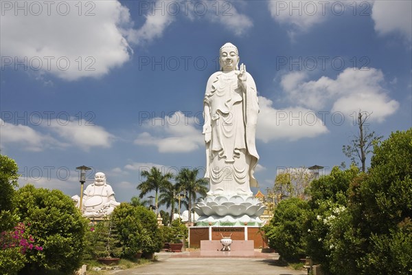 Buddha statue