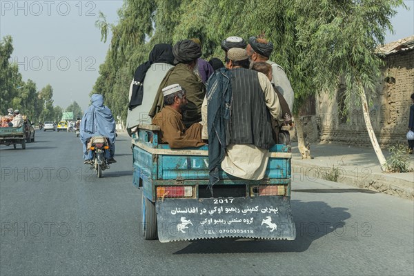 Fully loaded trishaw