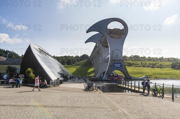 Falkirk Wheel rotating boat lift