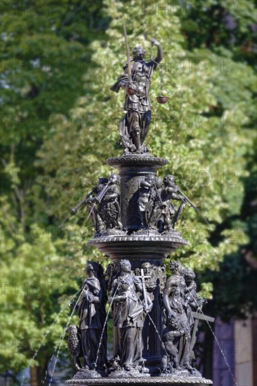 Virtue fountain