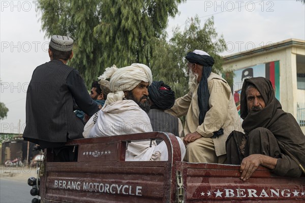 Fully loaded trishaw