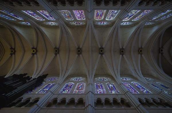 Ceiling construction