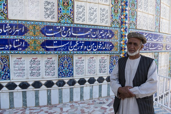 Former mudjahedeen in the Jihad museum