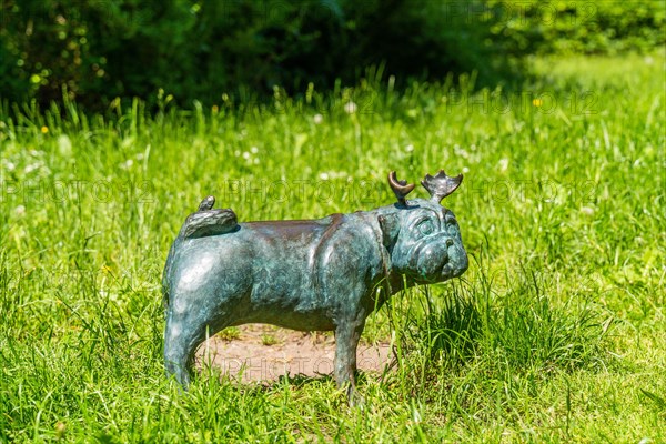 Bronze figure Waldmops in honour of the humourist Vicco von Buelow