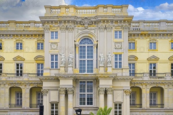 Portal in the Andreas Schulter inner courtyard