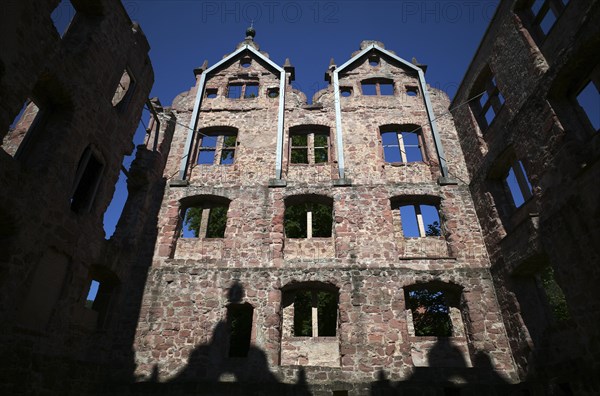 Hunting lodge