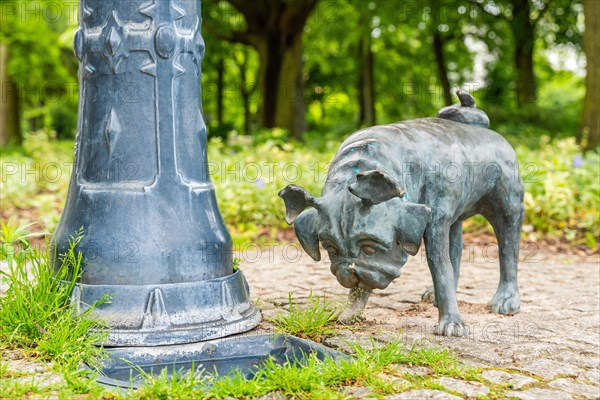 Bronze figure Waldmops in honour of the humourist Vicco von Buelow