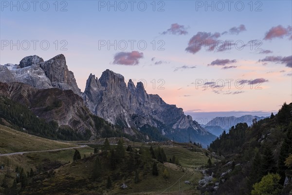 Pala Group at sunset