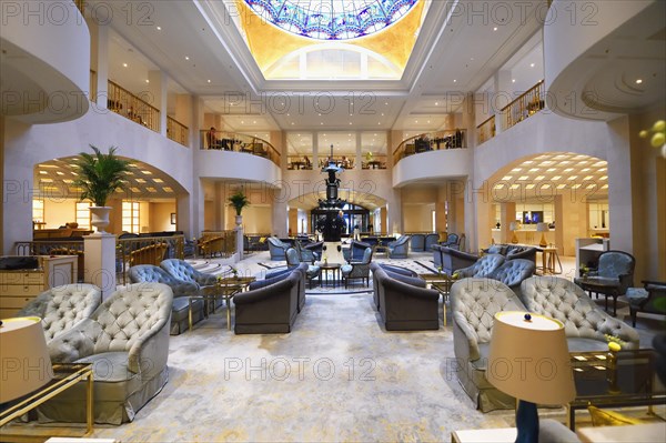 Hotel Adlon Kempinski lobby