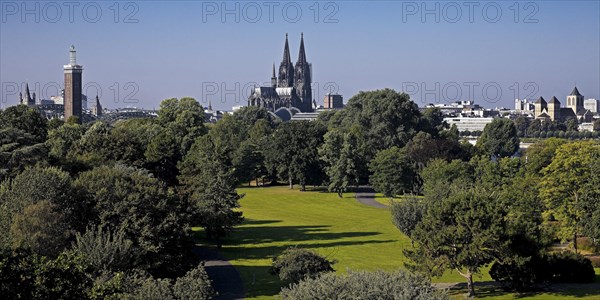 Rhine Park with cathedral and city skyline