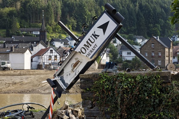 The destroyed sign St. Nepomuk Winery and Restaurant