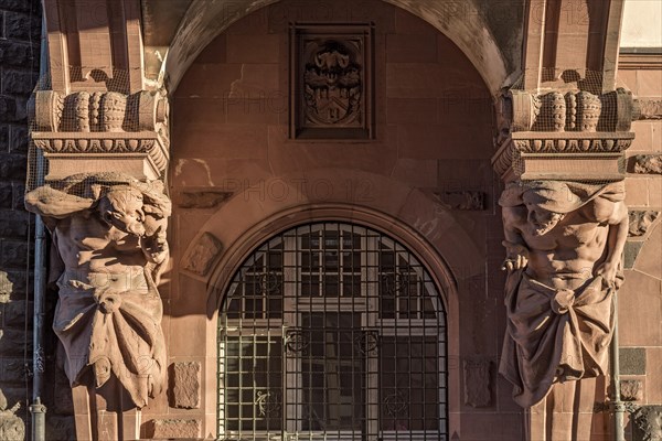 Atlases under the Bridge of Sighs