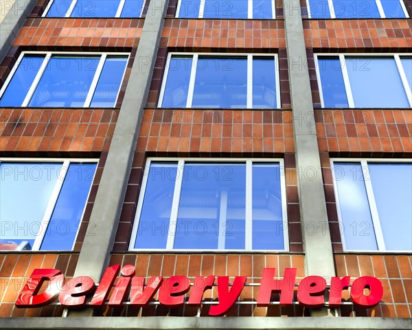 Logo food delivery service Delivery Hero